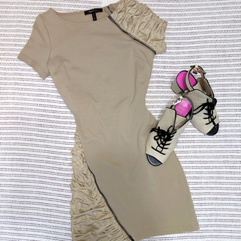 BCBG Maxazria Tan Dress Bodycon Size XXS